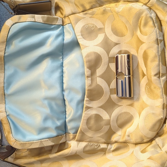 Authentic Coach Hobo Bag Excellent Condition Gold and Beige & Free shipping!!!! - Picture 6 of 12